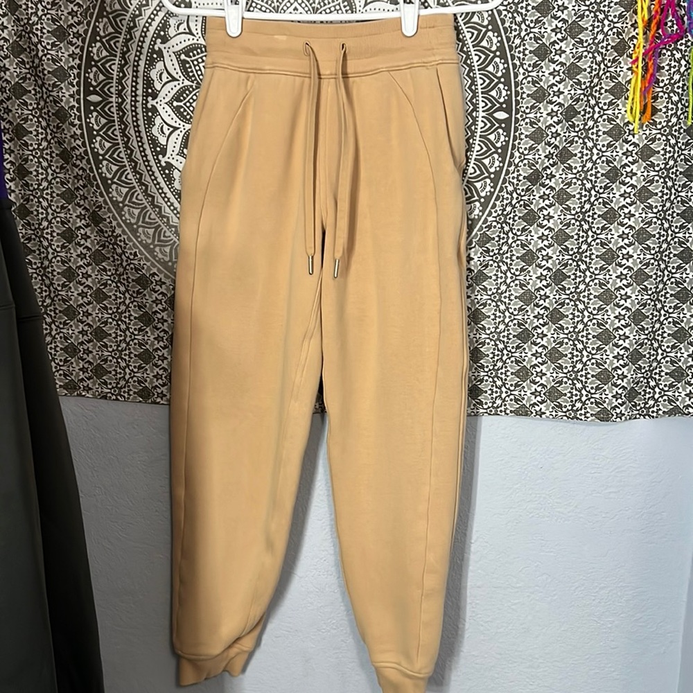 Lululemon Scuba Joggers